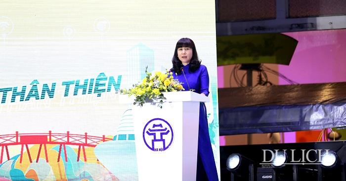 Giám đốc Sở Du lịch Hà Nội Đặng Thị Hương Giang phát biểu khai mạc chương trình